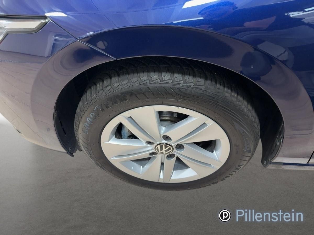 Volkswagen Golf - Bild 6