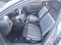 ë-C4 Limousine Feel 136 ë-C4 Limousine Feel 136