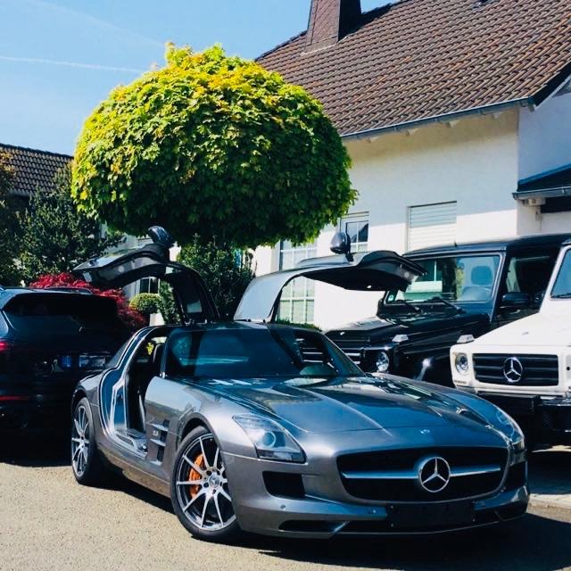 Mercedes-Benz SLS AMG