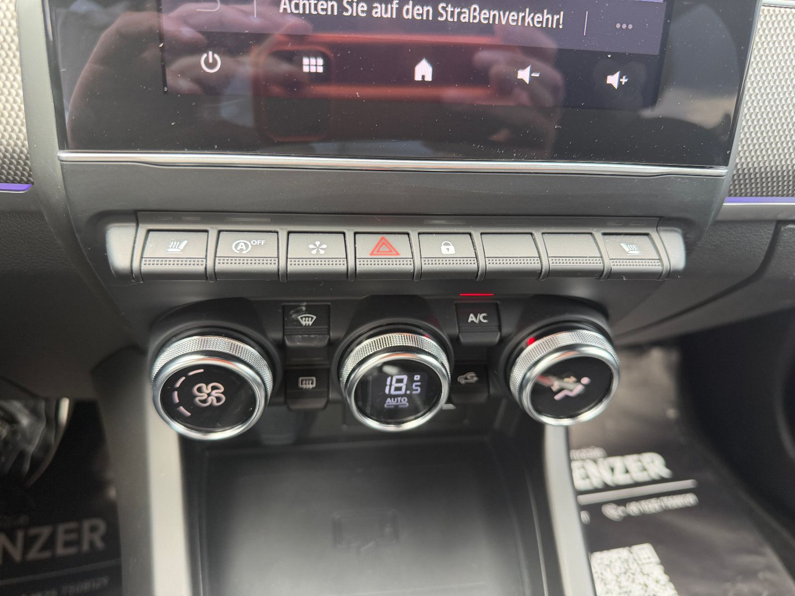 Fahrzeugabbildung Renault Arkana Techno/KAMERA/AMBIENTE/KAMERA/LEDER/ACC