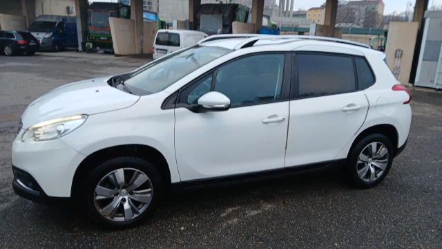 Peugeot 2008 1.2 VTi 82CV Active