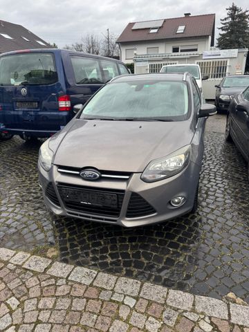 Ford Focus Turnier Titanium