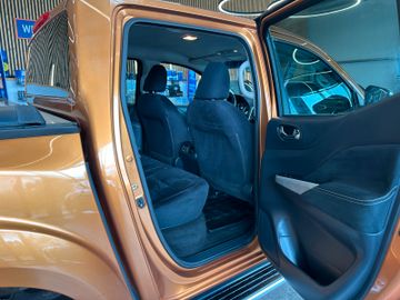 MYAUTOCENTER – Gebraucht- und Jahreswagen mit Werkstattservice in Pfaffenhofen Nissan Navara NP300 *Double Cab*4x4*1.Hand*TÜV*