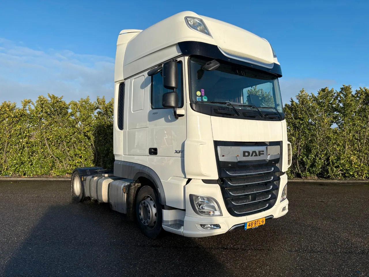 DAF XF480 FT Super Space Cab Low Deck