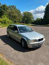 BMW 330i touring - wenig kilometer - aus 2000: Kombi