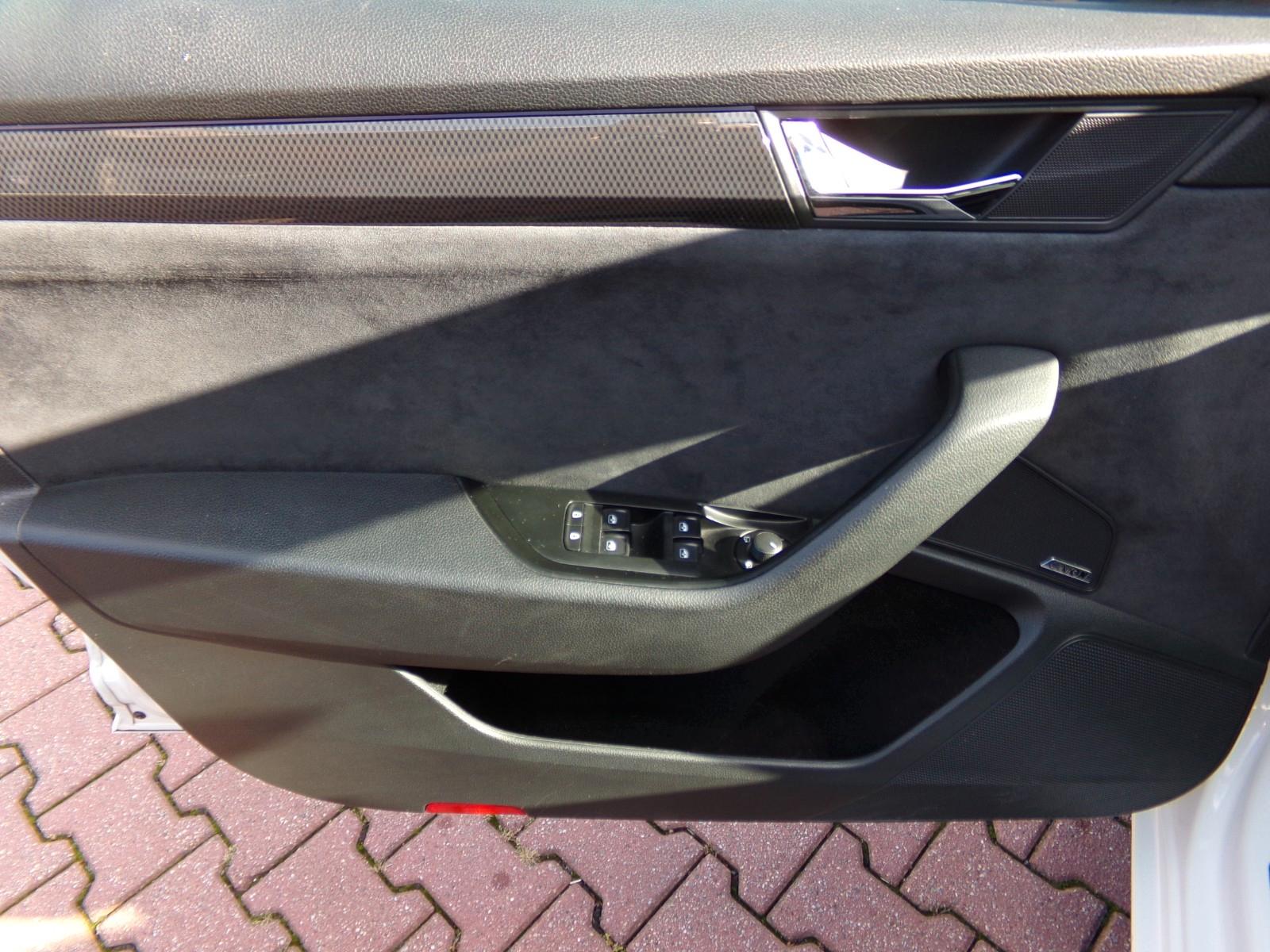 Skoda Superb Combi Sportline 4x4, DSG, Standheizung