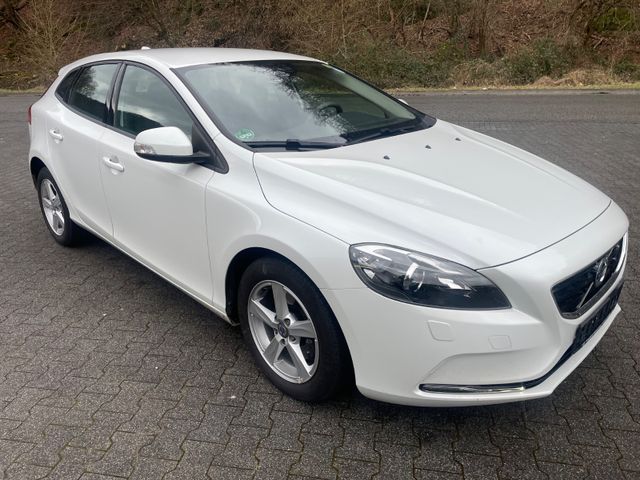 Volvo V40 You!