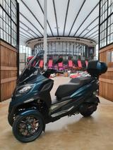 Piaggio MP3 530 Exclusive HPE blau Autoführerschein - PIAGGIO MP3 AUTOFÜHRERSCHEIN