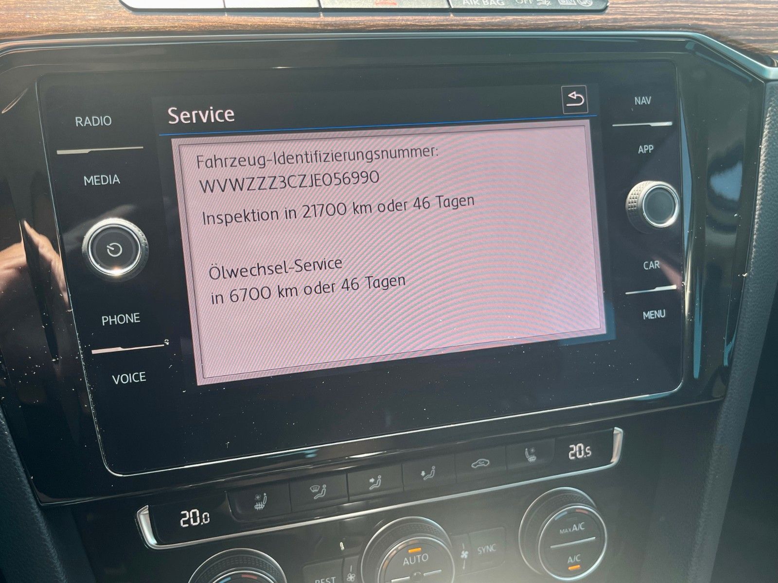 Fahrzeugabbildung Volkswagen Passat Variant 1.8 TSI DSG Navi Leder HIGHLINE