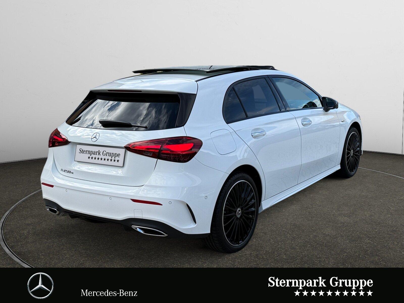 Mercedes-Benz A 250 e Hybrid AMG Pano+Night+HuD+Memo+AHK+MB+BC