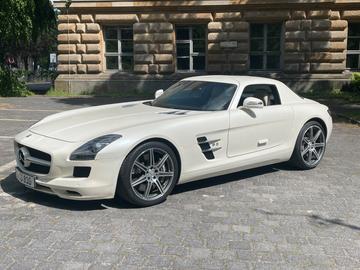 2010 Mercedes-BENZ SLS AMG — миниатюра 14
