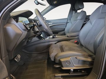 Audi Q8 e-tron - 11