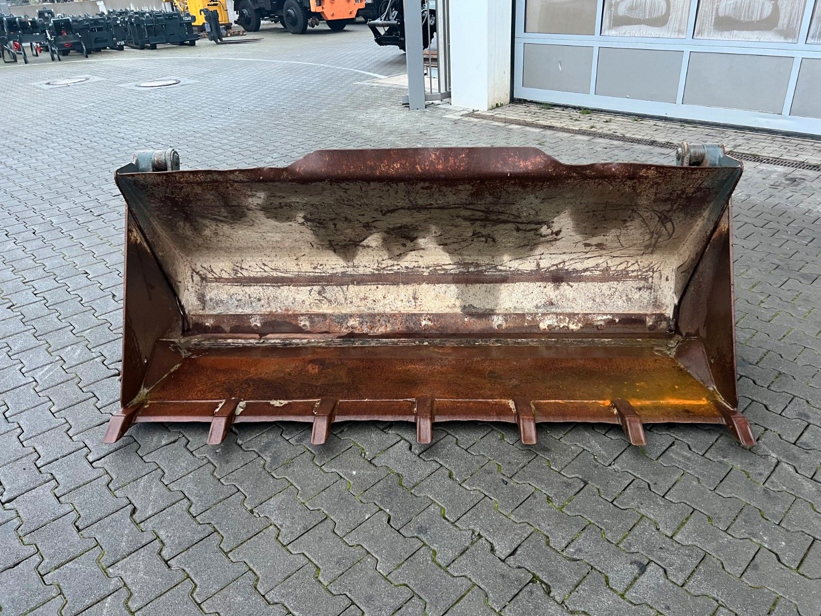 Fahrzeugabbildung Andere Klappschaufel / Zettelmeyer / Volvo CAT JCB