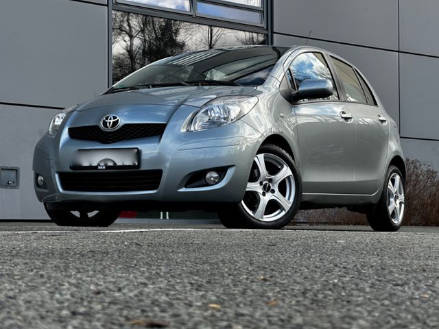 Toyota Yaris Life Klima Multi PDC AHK Alu ZV eFenster