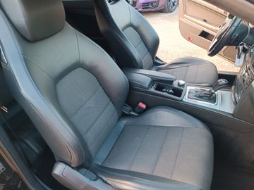 Mercedes E 200 - 9