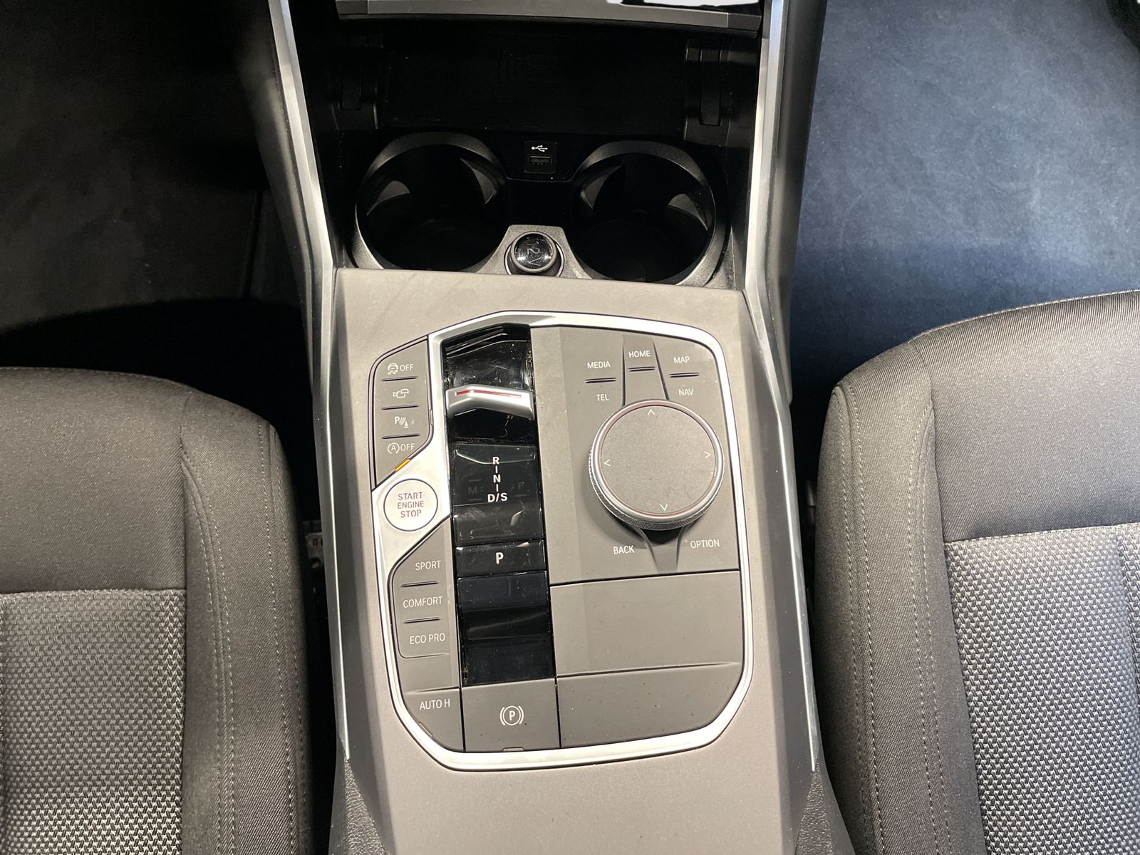 BMW 320 - Bild 17