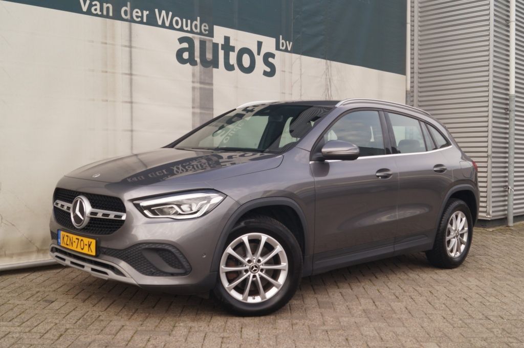 Mercedes-Benz GLA 180 180d automatik Business Solution -ECC-NA imagem 3