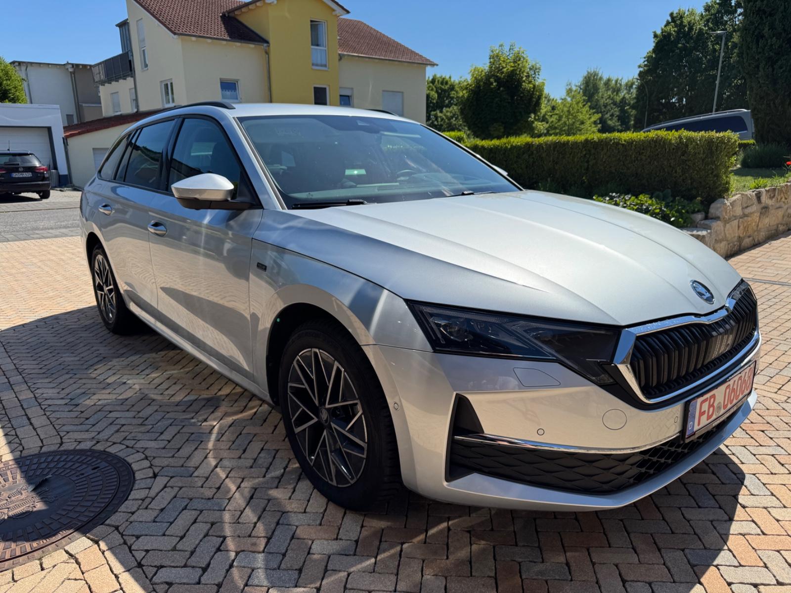 Skoda Octavia  2.0 TDI 110 kW-360°CANTON-ACC-Headup