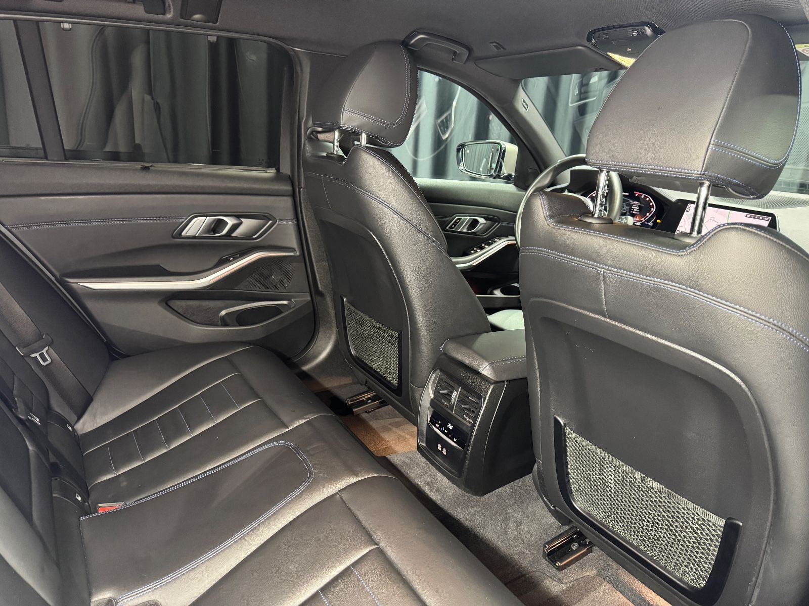 Fahrzeugabbildung BMW M340i Touring xDrive|LASER|HEAD-UP|AHK|ACC|