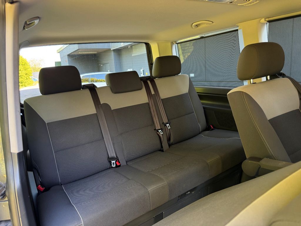 Volkswagen T5 Multivan 2.0 TDI,AHK,Klimaauto,PDC,7Sitze
