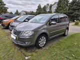 Volkswagen Touran 1.9 TDI DPF Highline - Volkswagen Touran mit Diesel-Antrieb: Kleinbus, 1.9