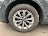 Volkswagen Tiguan Trendline Sitzh./Allwetter/Bluetooth/PDC - : Grau, Geländewagen, mit Klimaautomatik, Bluetooth