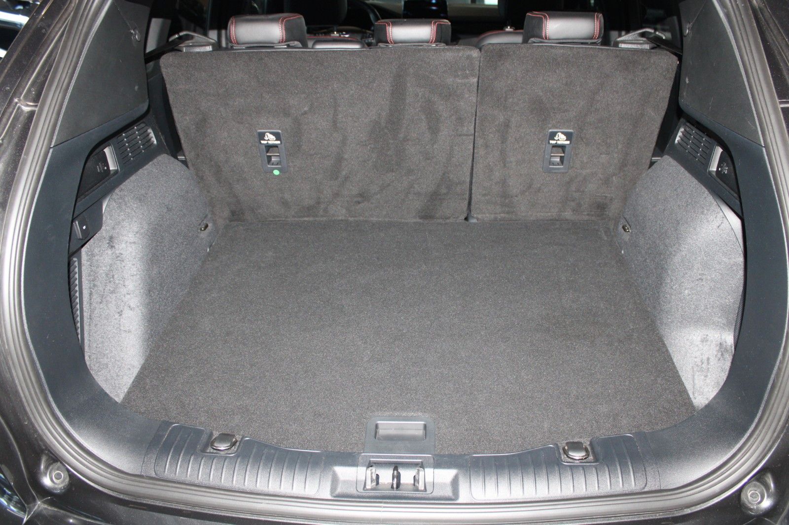 Fahrzeugabbildung Ford Kuga ST-Line X NAVI B&O 2xCAM ACC LED AHK