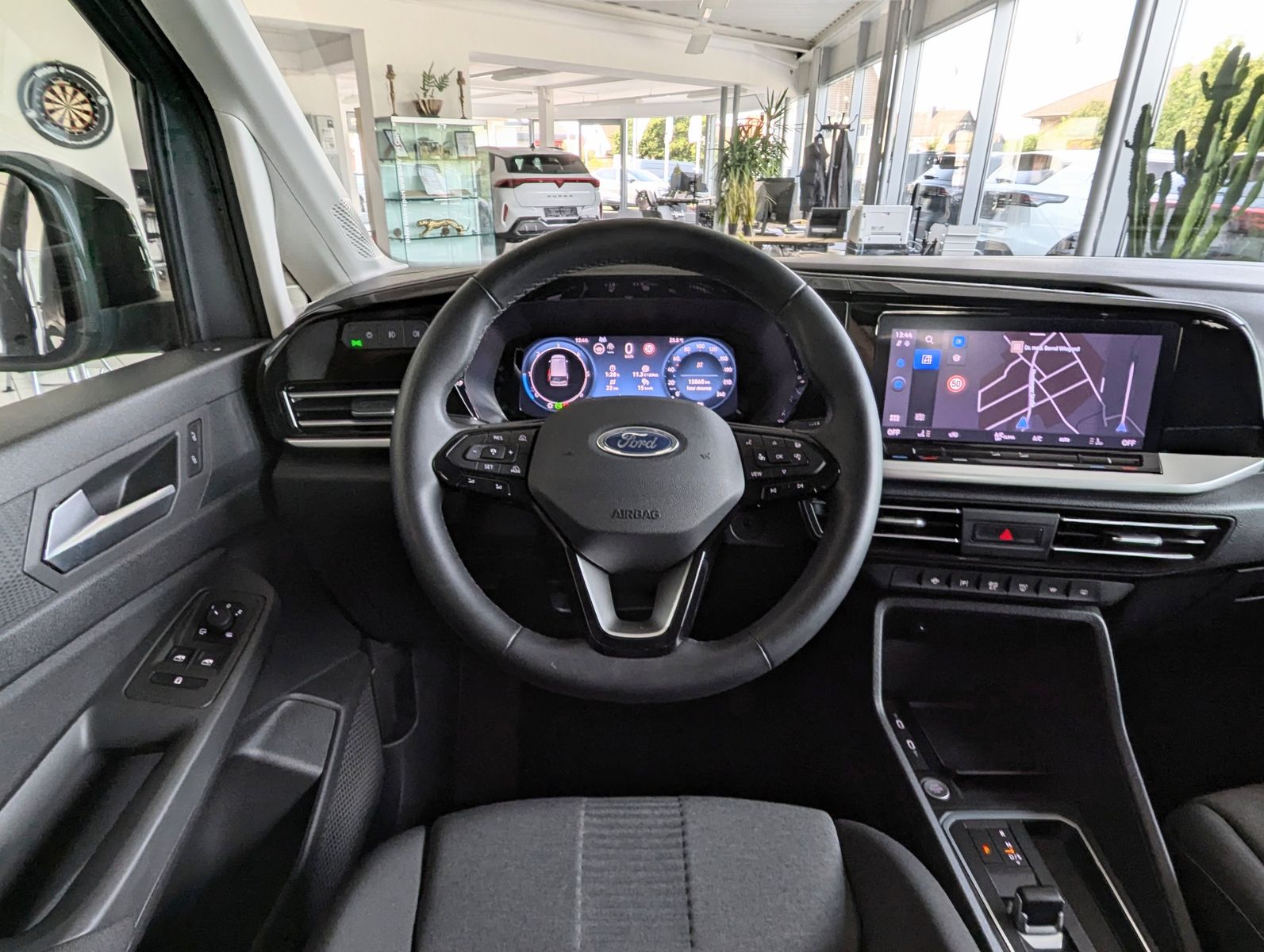FORD Grand Tourneo L2 Active 7-Sitz Bi-LED Pano AHK - Image 21