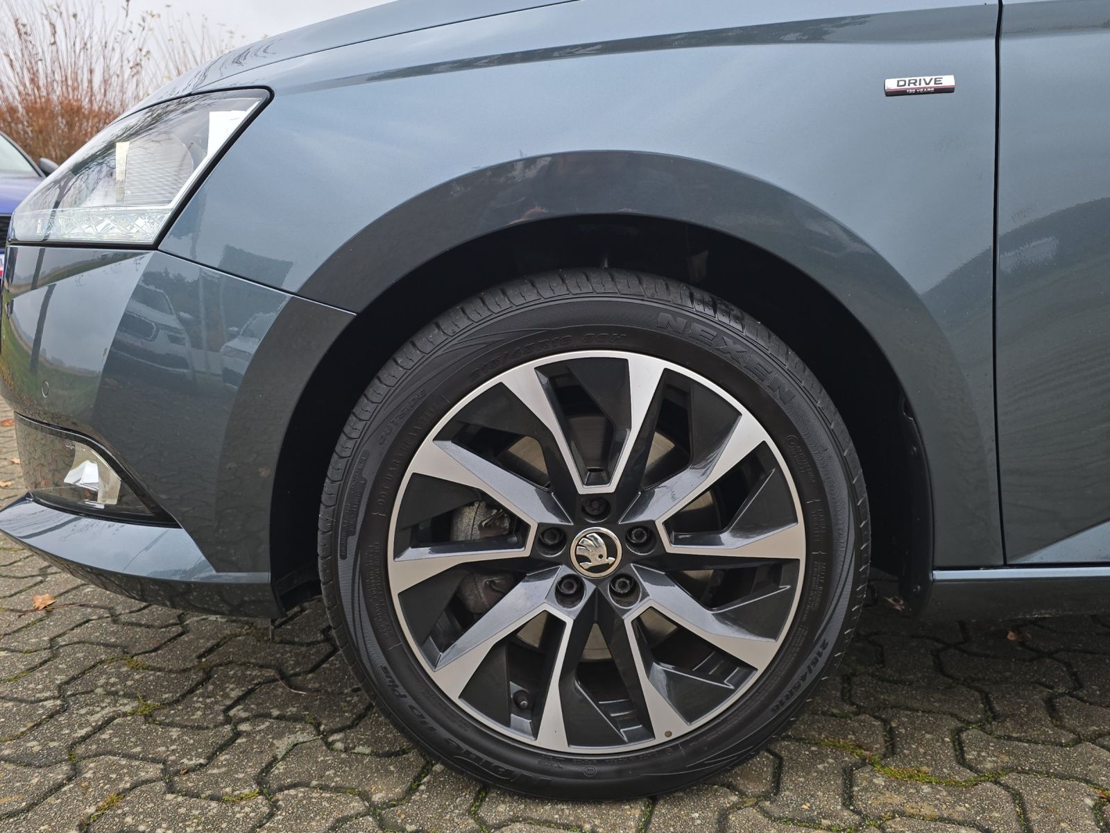 Fahrzeugabbildung SKODA Fabia Combi Drive 125 1.0 TSI KLIMA DAB SMART LI