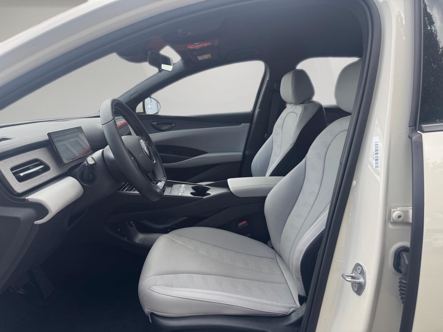 BYD SEAL 6