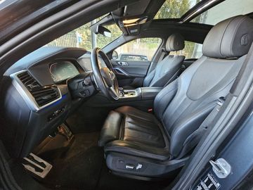 BMW X6 - 10
