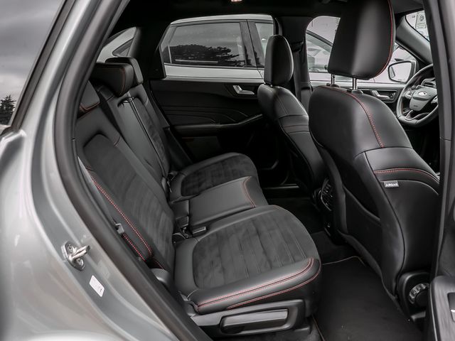 Ford Kuga 2.5 Plug-In Hybrid ST-Line X Winterpaket