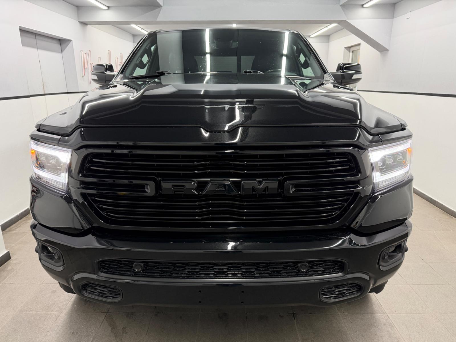 Dodge Ram 1500 5.7 V8 4X4 BigH QuadC*Lv2*Night Edition, миниатюра 3