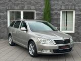Skoda Octavia1.4TSI Automatik Elegance/SHZ/Klima/PDC-H - Skoda Octavia aus 2009: Kombi