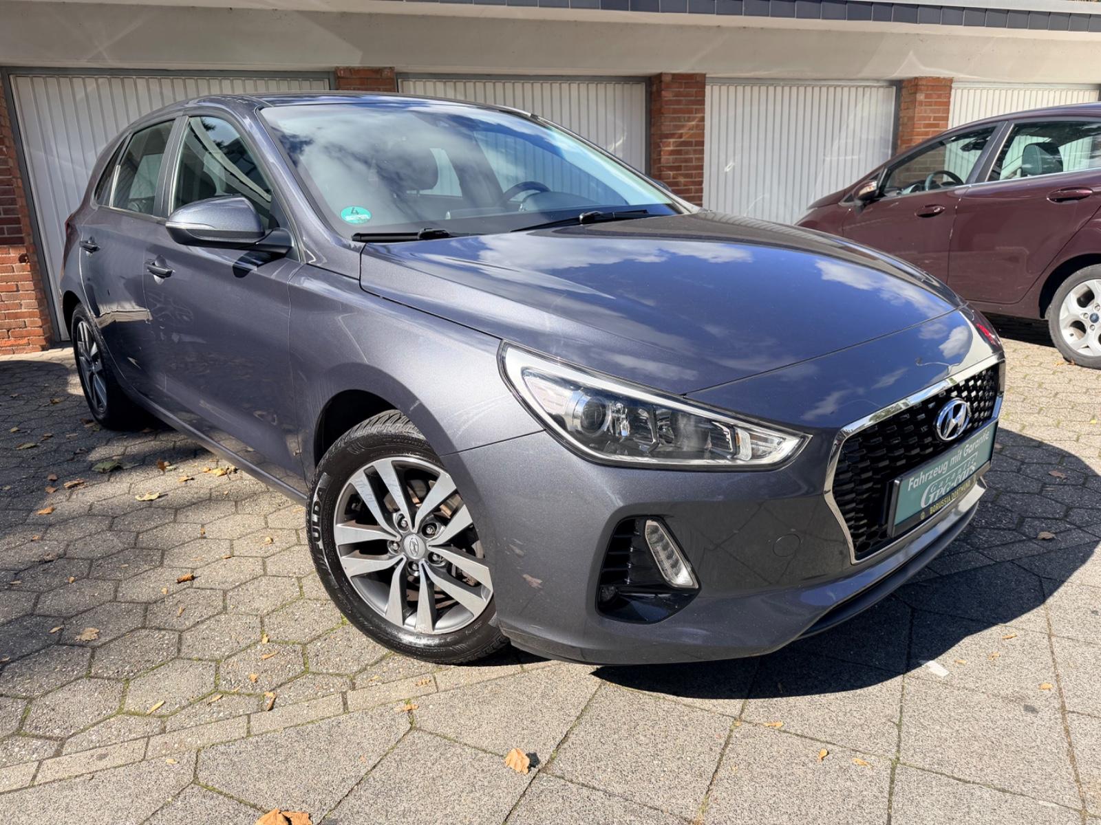 Hyundai i30 Trend*Tüv-Neu*Klima*1.Hand*Top Zustand