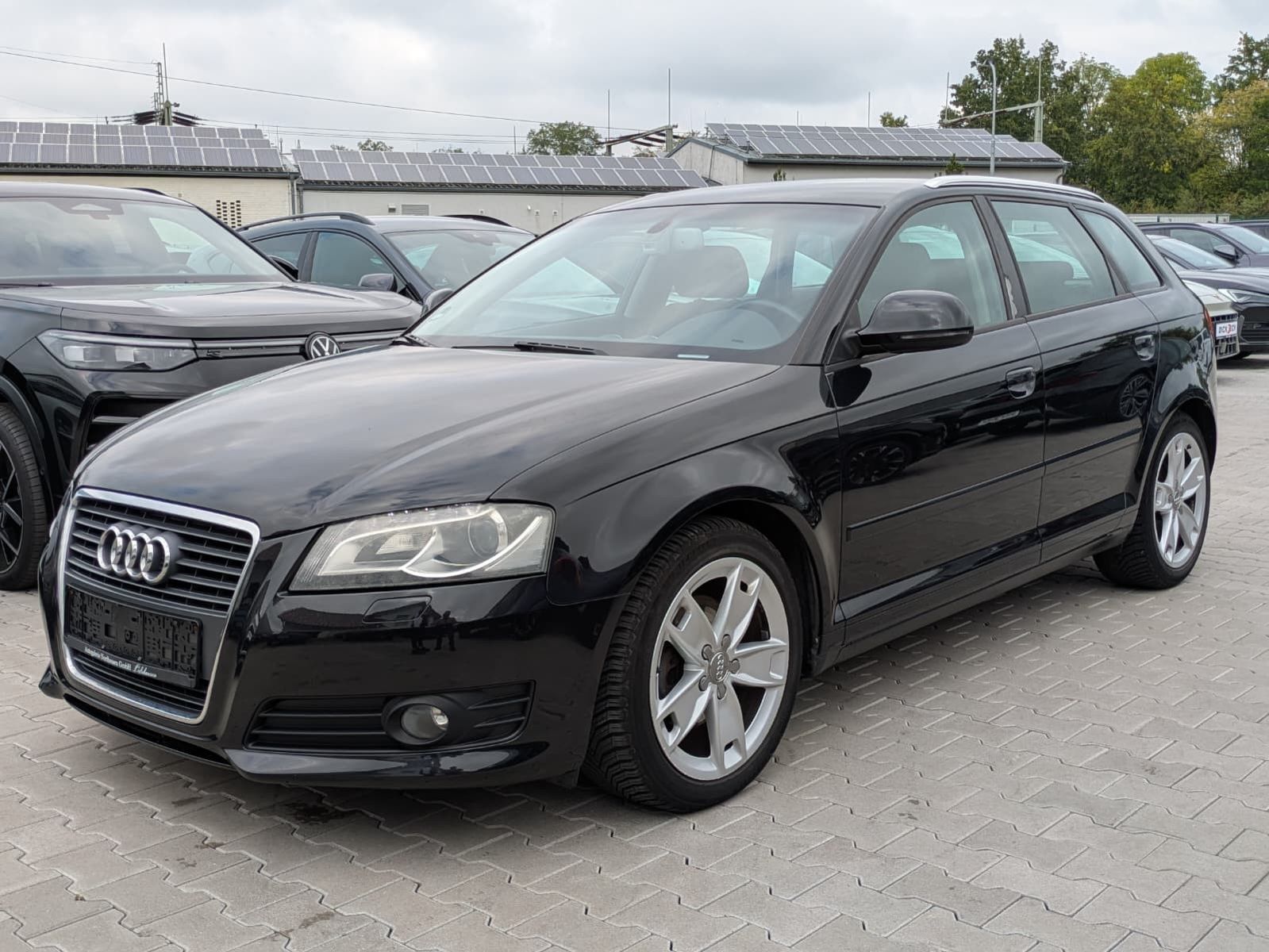 Fahrzeugabbildung Audi A3 2.0 TDI SPORT XENON*TÜV*AHK*MFL*KLIMA