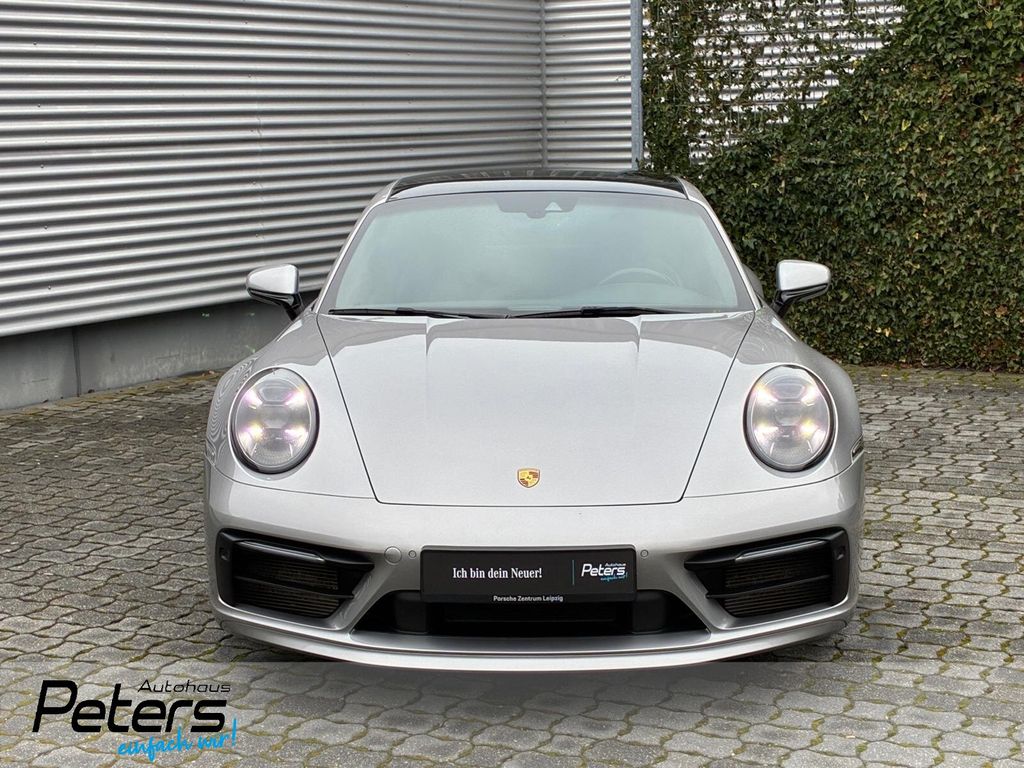 PORSCHE 911 2020
