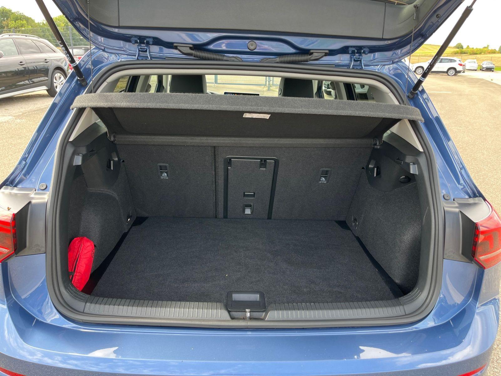 Volkswagen Golf VIII 1.5 eTSI Energy DSG Navi LED, миниатюра 12