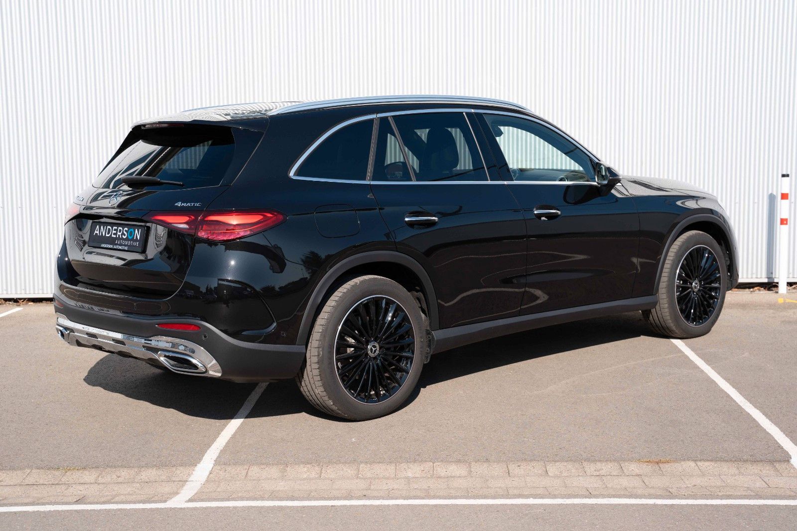 Fahrzeugabbildung Mercedes-Benz GLC 220D AMG PREM. 4MATIC BURM MBUX 20" 1.HD AHK