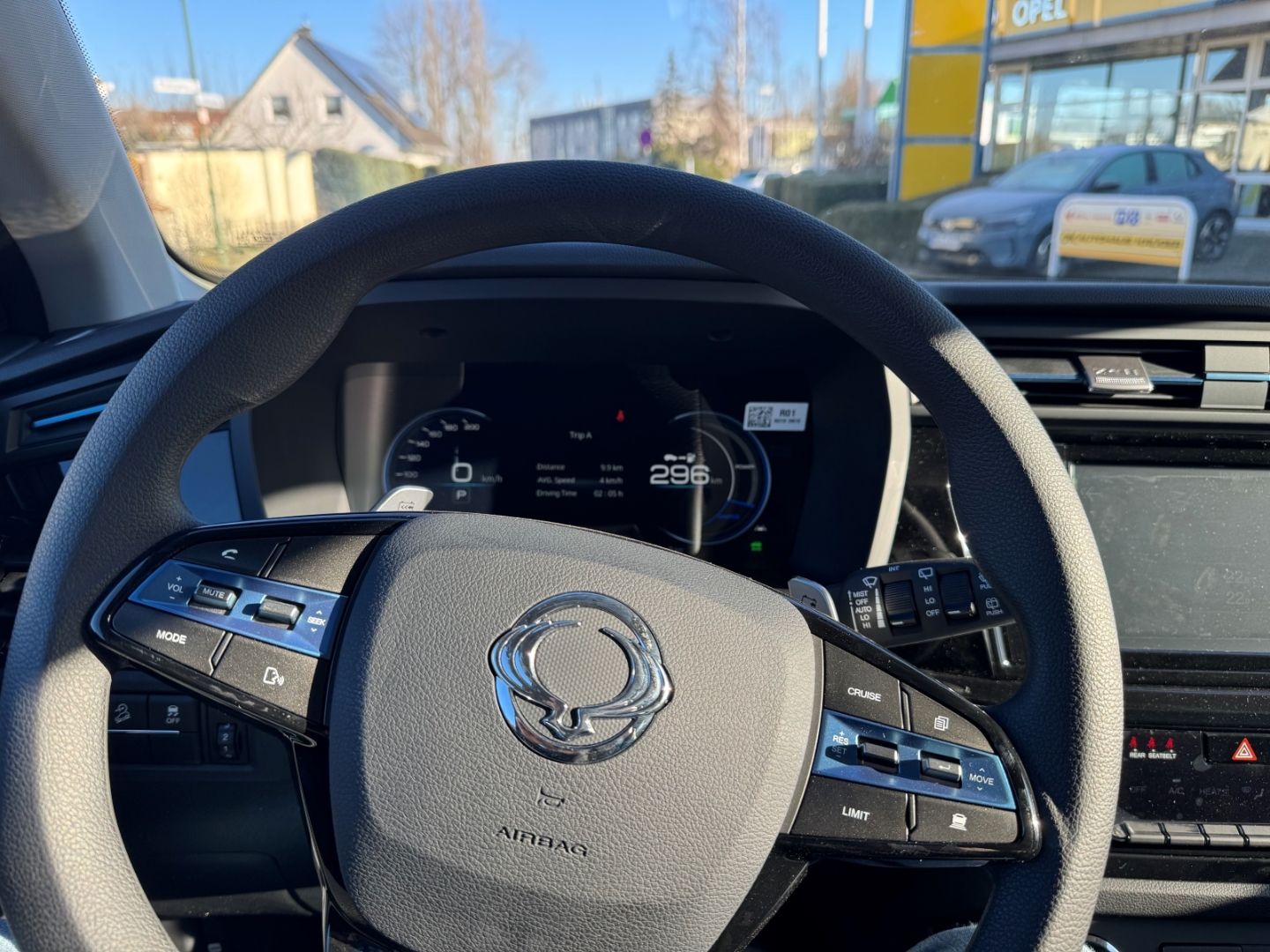 Fahrzeugabbildung KGM Korando E-Motion Bronze 4x2 mit Rückfahrkamera