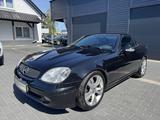 Mercedes-Benz SLK 200 Kompressor Leder+Xenon+Tempomat+Klima+ - gebrauchte Mercedes-Benz SLK 200 aus dem Jahr 2001