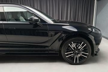 صورة 10 لـ 2024 Aston Martin DBX