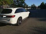 Mercedes-Benz GLC 300 d 4MATIC Autom. -, d AMG Line 4Matic - Mercedes-Benz GLC 300 von privat