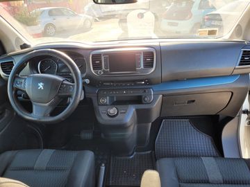 Peugeot Traveller - 8
