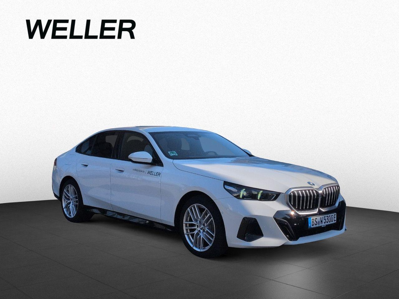 BMW 530e xDrive M-Sport H&K AHK AB Assis