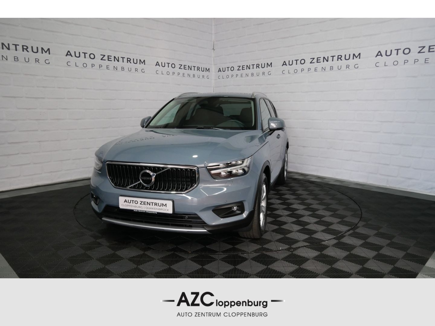 Volvo XC40 Momentum Pro 2WD LED+Navi+Kamera+PDC+18''