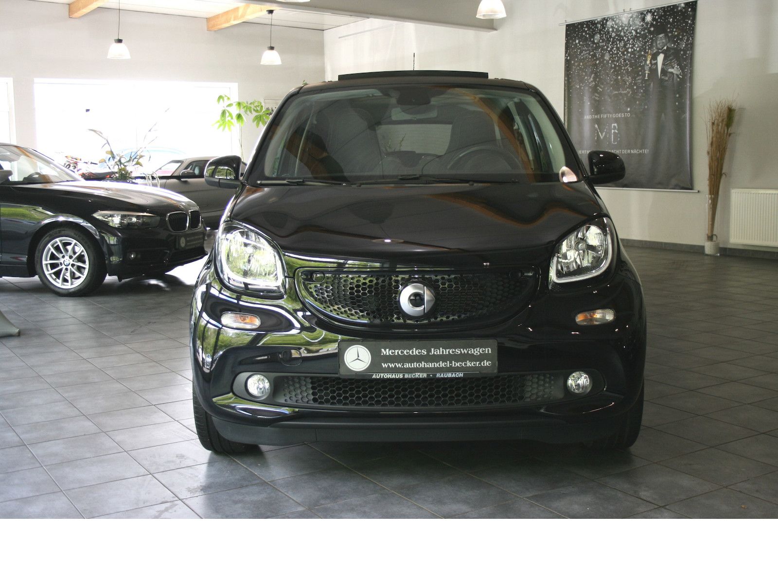 Fahrzeugabbildung Smart ForFour Prime 66KW*Twinamic*Faltdach*Navi*Kamera