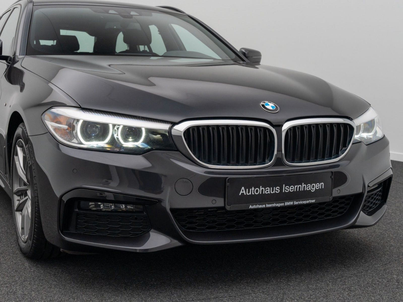 Fahrzeugabbildung BMW 520d xD M Sport LED Alarm DAB Kamera Parkassist
