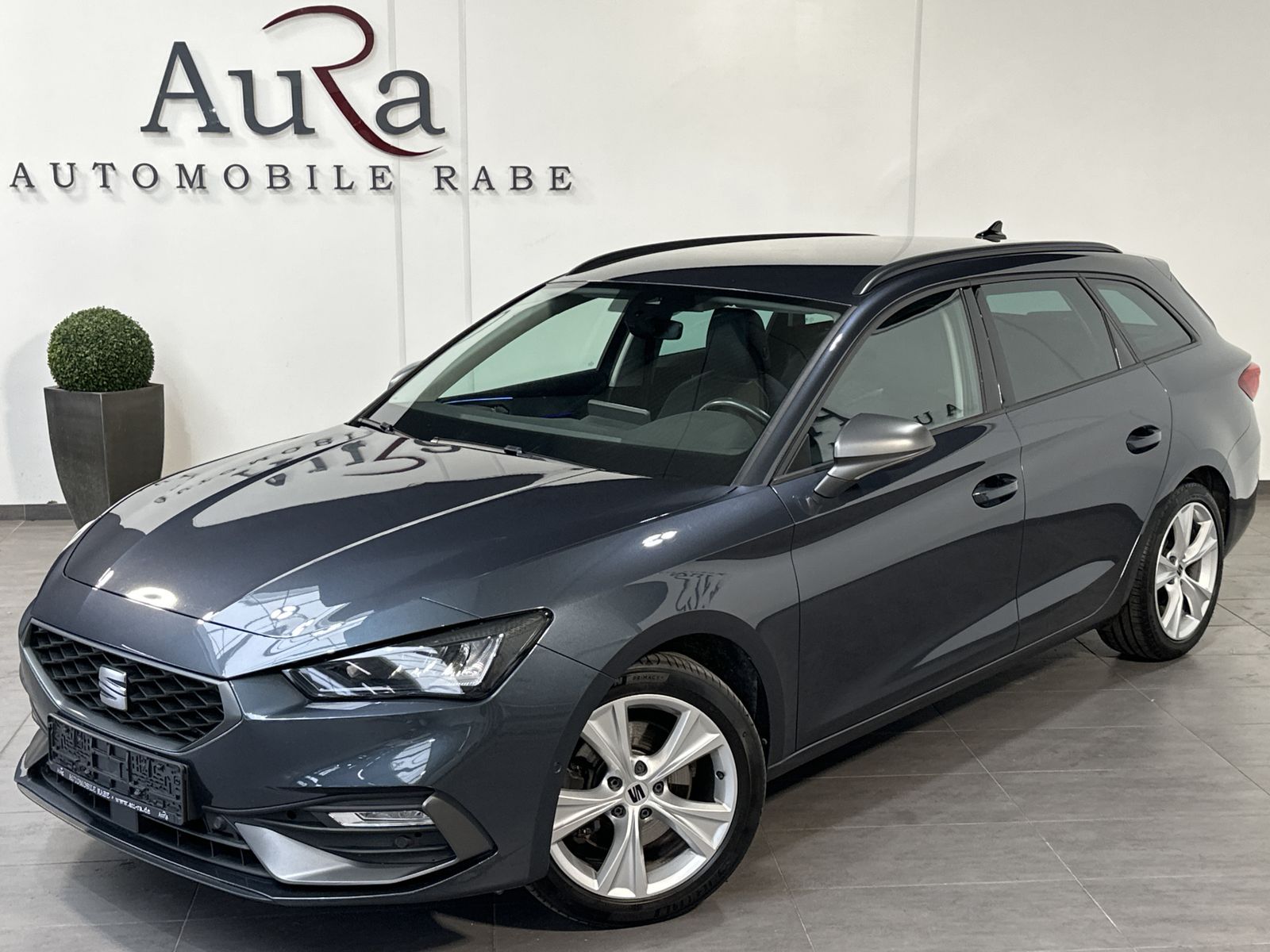 Fahrzeugabbildung SEAT Leon SpT 2.0 TDI DSG FR NAV+LED+ACC+AHK+VCOCKPIT