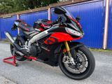 Aprilia RSV4 1100 Factory el. Öhlinsfahrwerk, Brembo usw - APRILIA HAMBURG